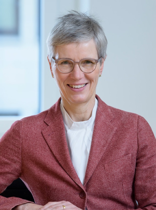 Dr. Britta Hannemann